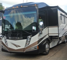 Jumbocruiser : Unique Sleeper Coaches and Nightliners and Sleeper Buses and Motorhomes